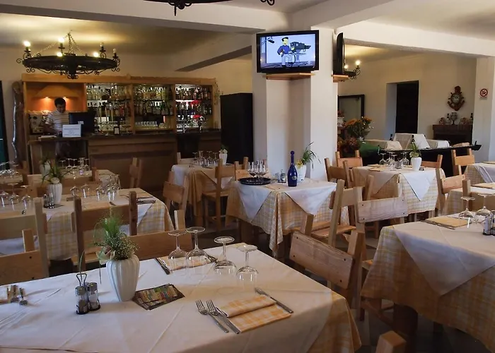Kro Antica Osteria La Colombara *
